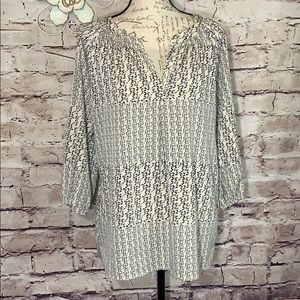 Skies Are Blue Blouse 👚 💗